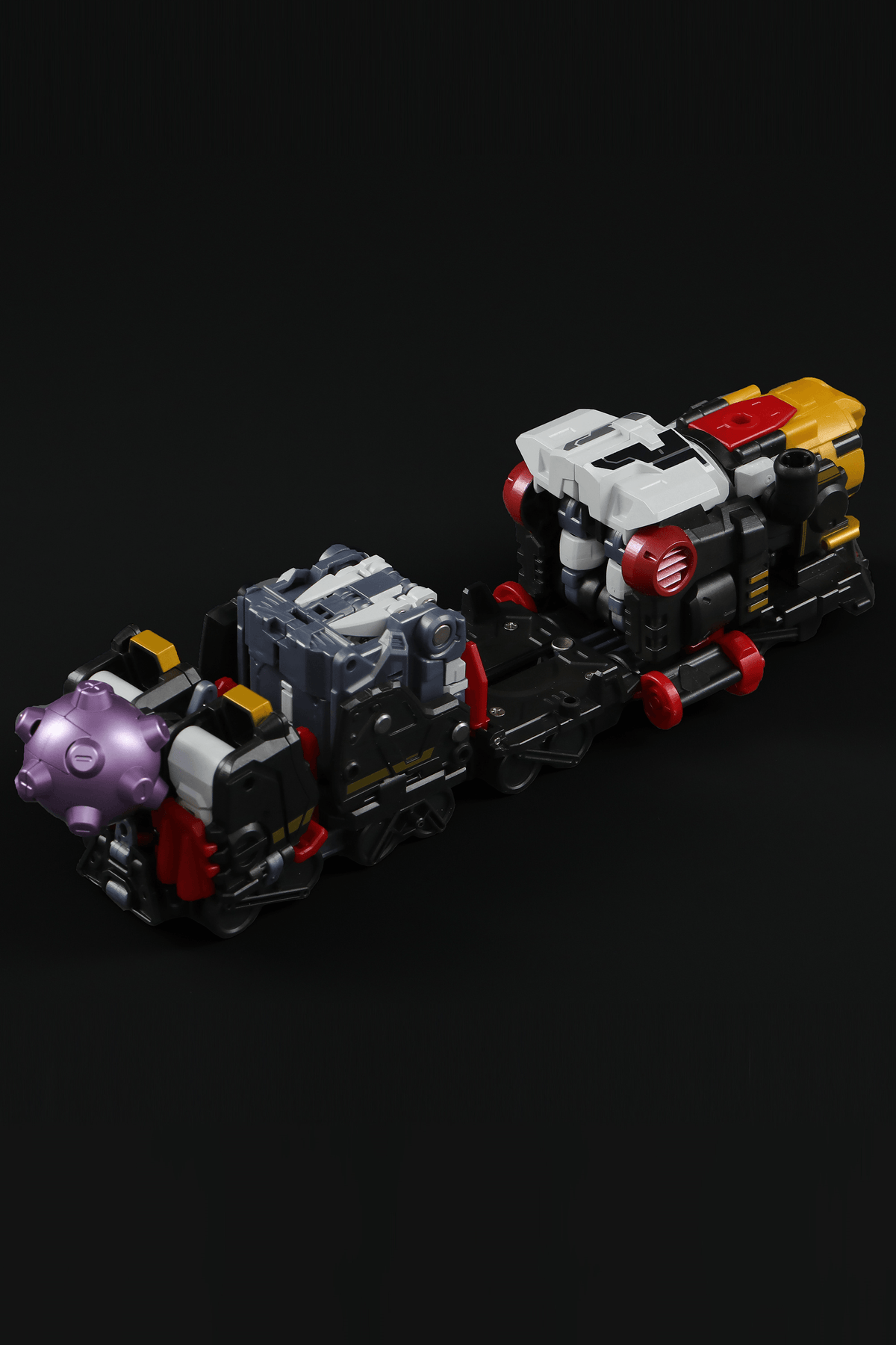 BMM-01 BEASTBOX MEGA Mechabeast Psychotrain