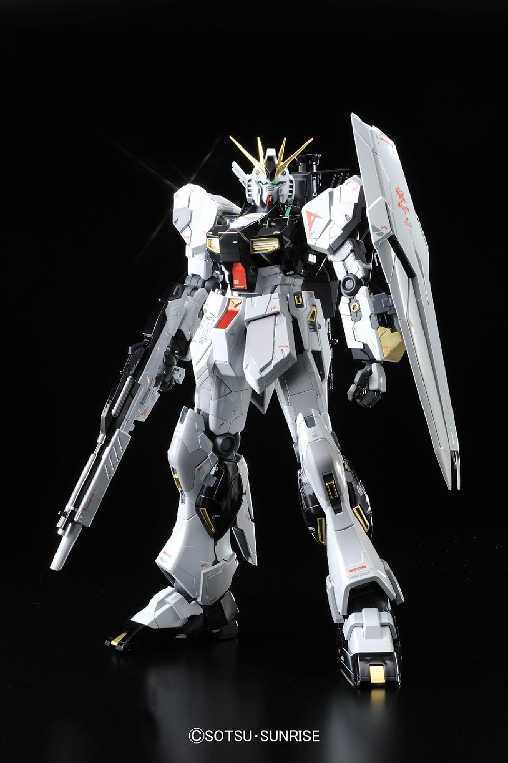 MG Nu Gundam Version Ka Titanium Finish