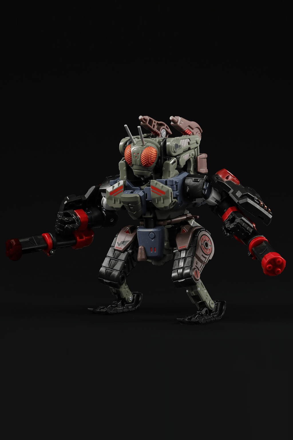 BMM-01 BEASTBOX MEGA Mechabeast Psychotrain
