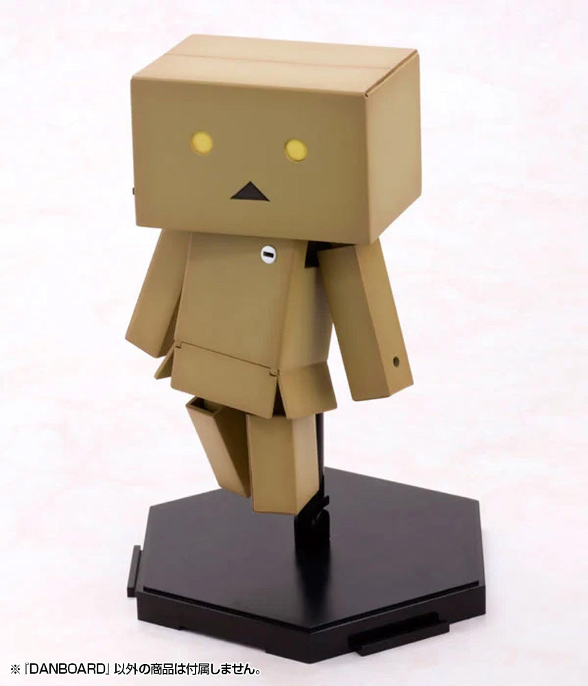 Yotsubato Danboard Model Kit