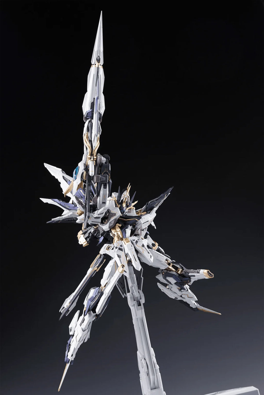 IN ERA+ Aurora Model Kit /w Metal Frame