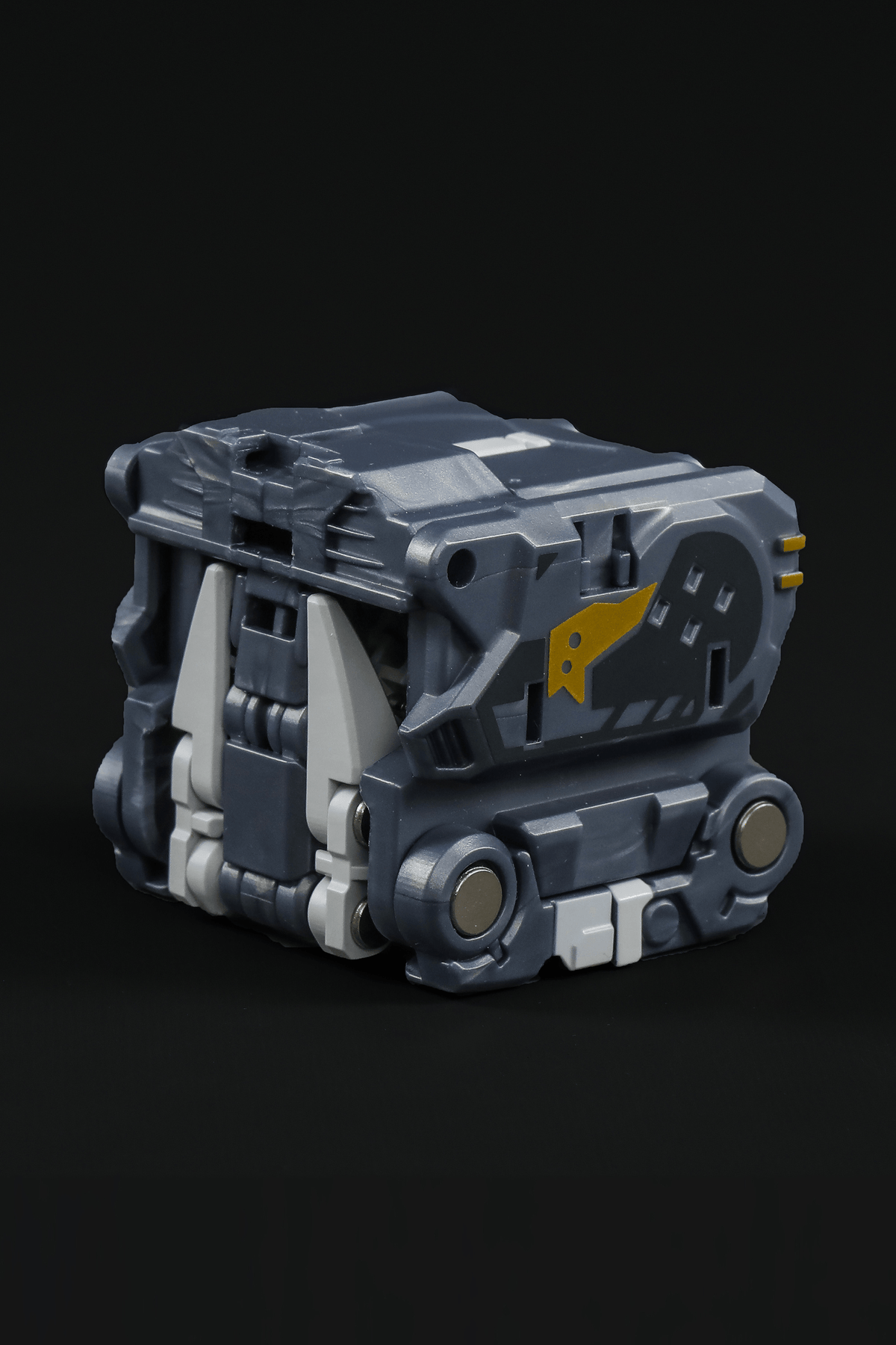 BMM-01 BEASTBOX MEGA Mechabeast Psychotrain