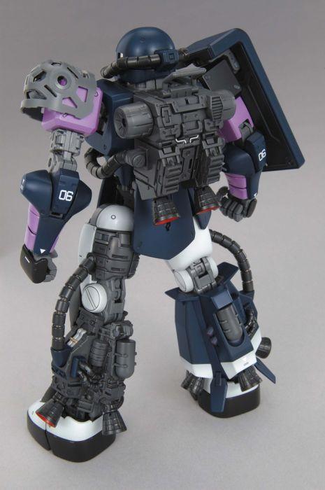 MG 1/100 MS-06R-1A Zaku II High Mobility Type (Black Tri-Stars Custom)